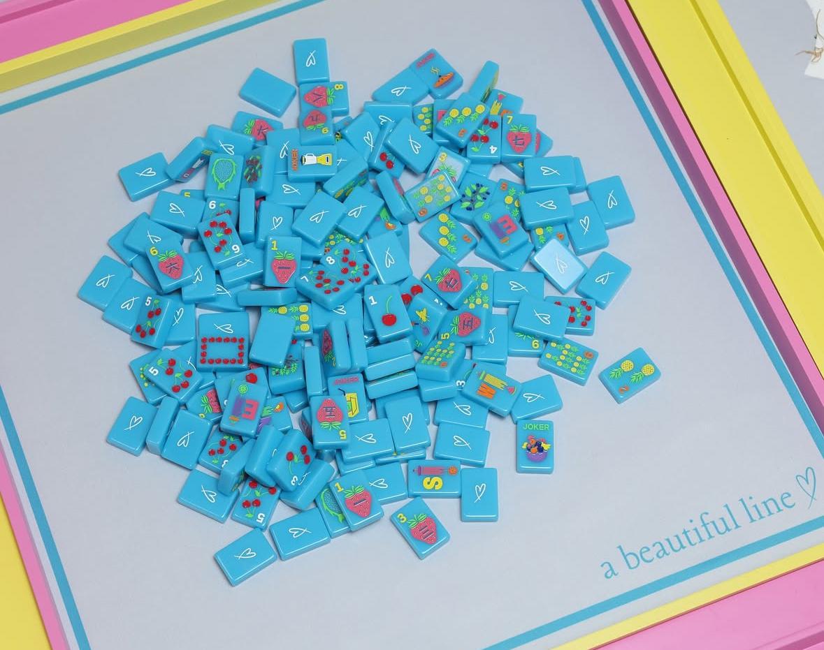 A Beautiful Line Tile Set