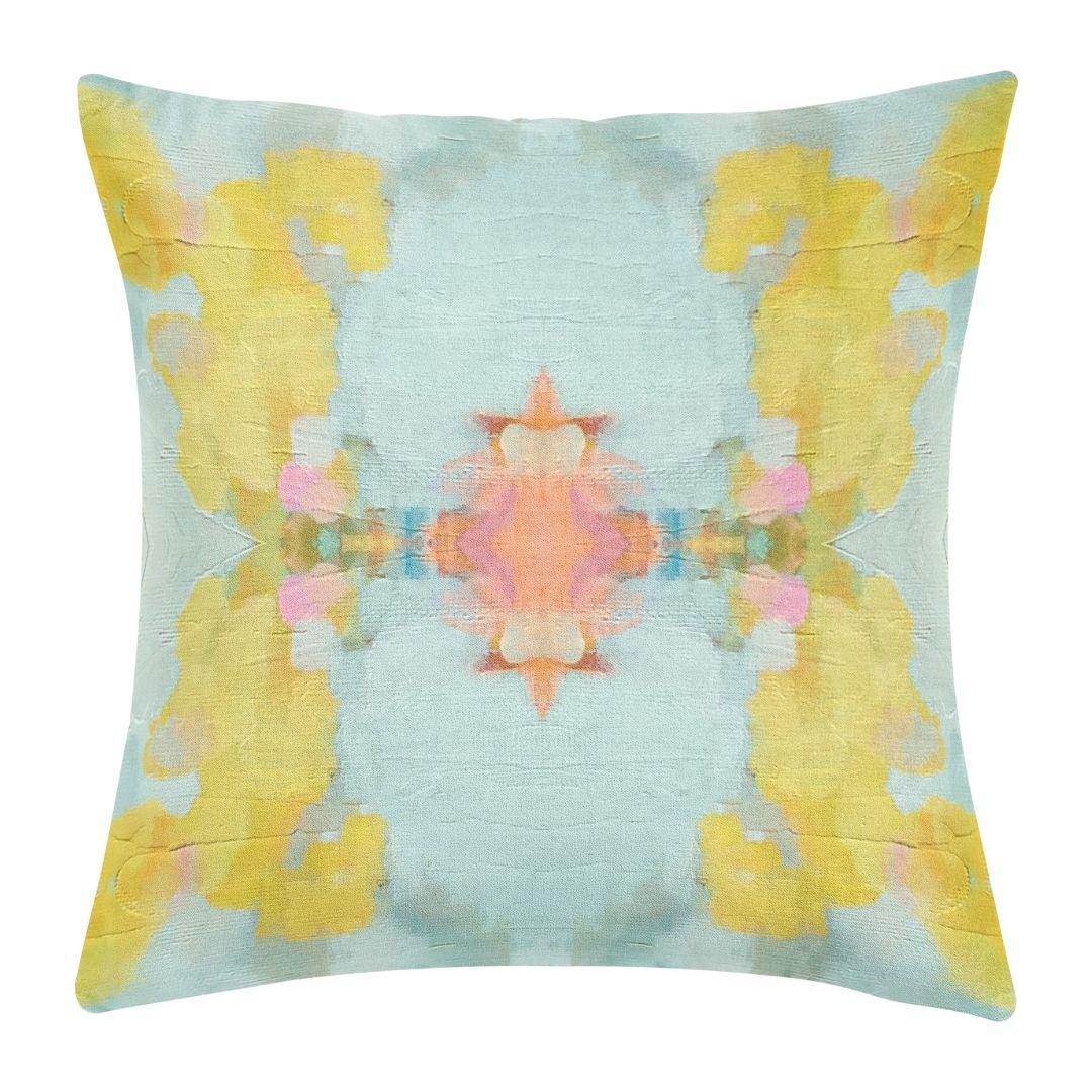 Daylight Kiss 22x22 Pillow