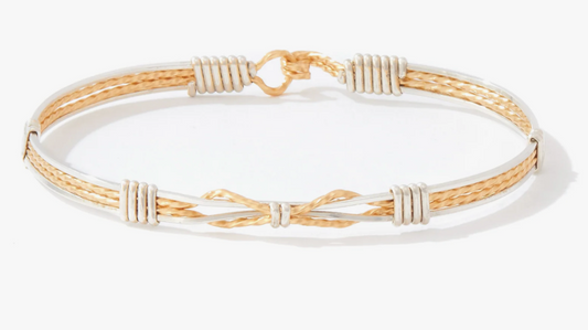 Sealed With a Kiss Bracelet 6 SGC,-