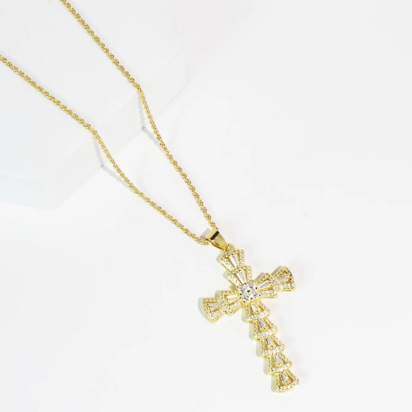 Graceful Crystal Necklace