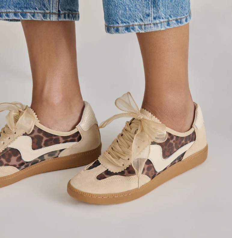 Notice Mesh Sneakers