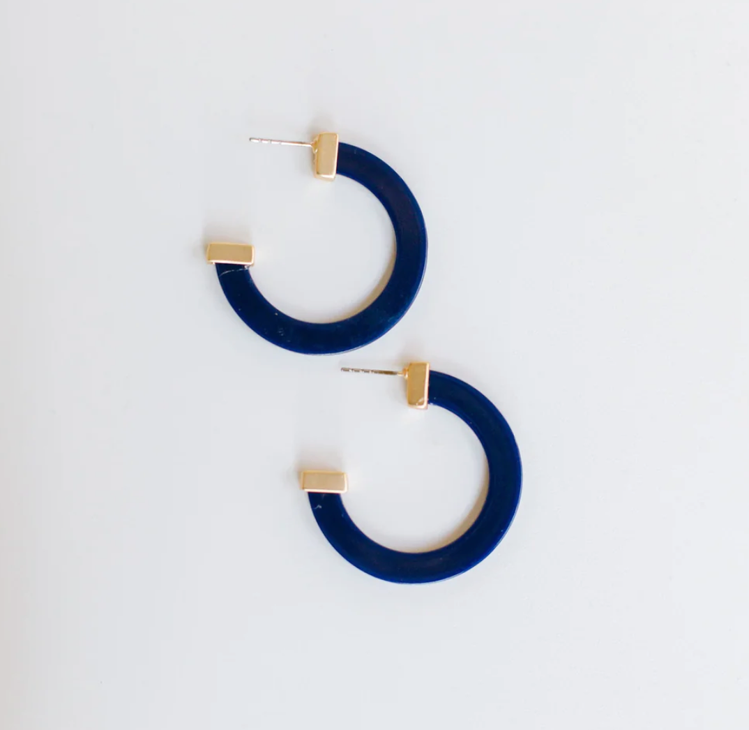 MEDIUM ACRYLIC HOOPS