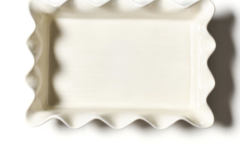 Signature Ruffle 14 Casserole White