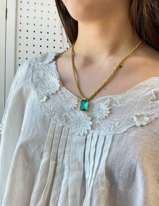 Kathleen Pendant Necklace