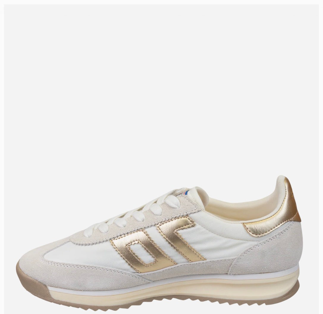 Barkley Jogger in Metallic Gold Sneakers