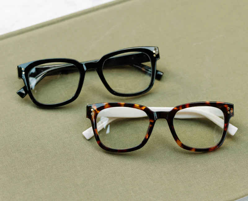 Aubrey - Tortoise/White Peepers