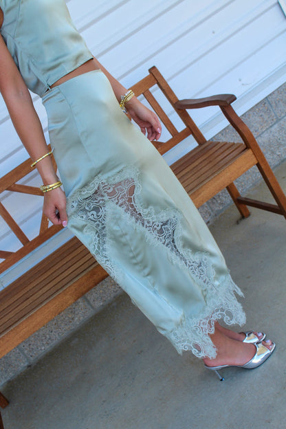 Everly Sage Set