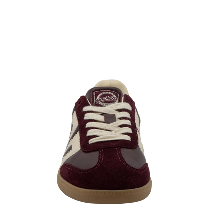 Cloud W26 in Wine Cream Back 70 Sneakers