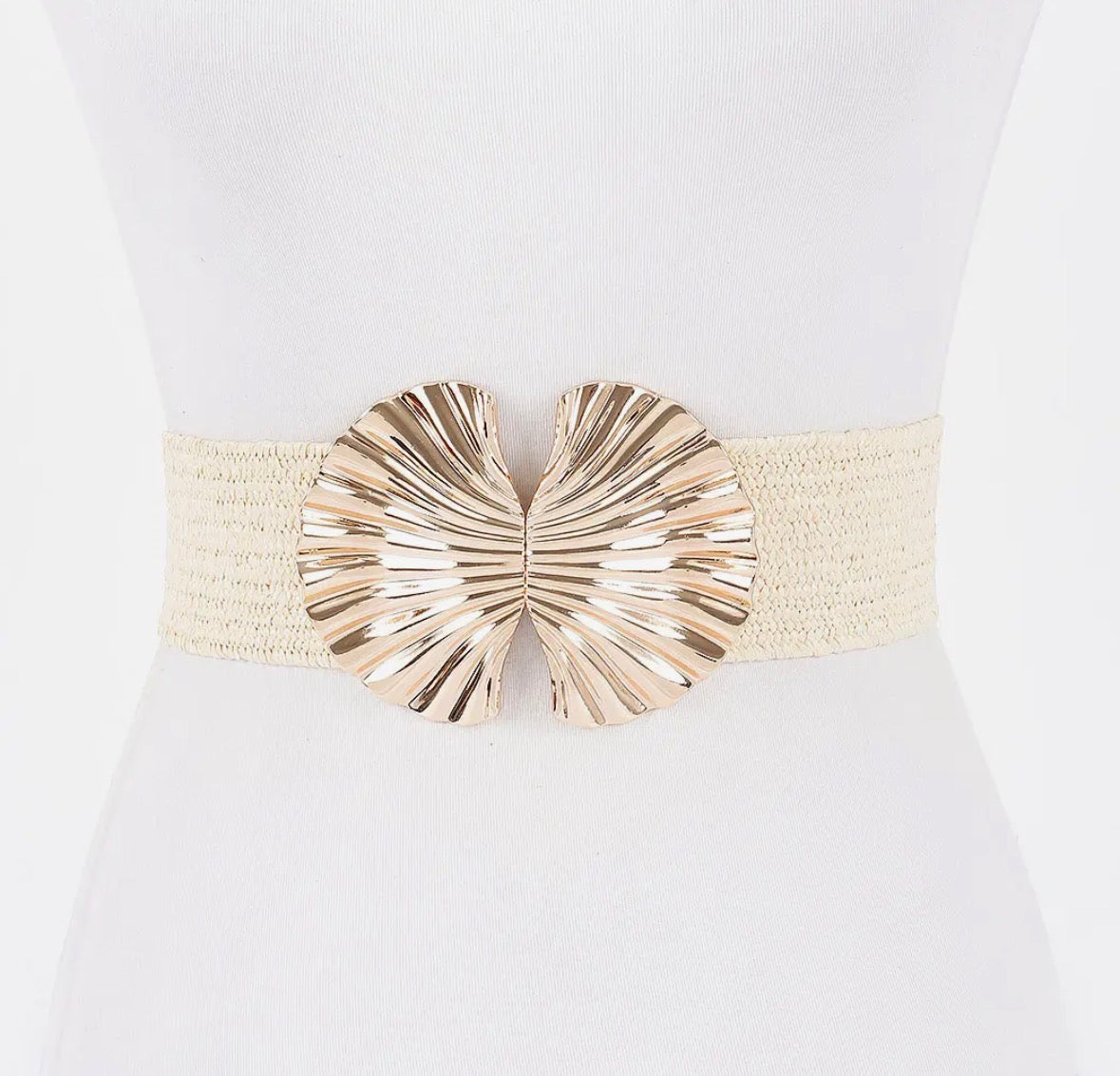 Faux Straw Metal Flower Stretch Belt