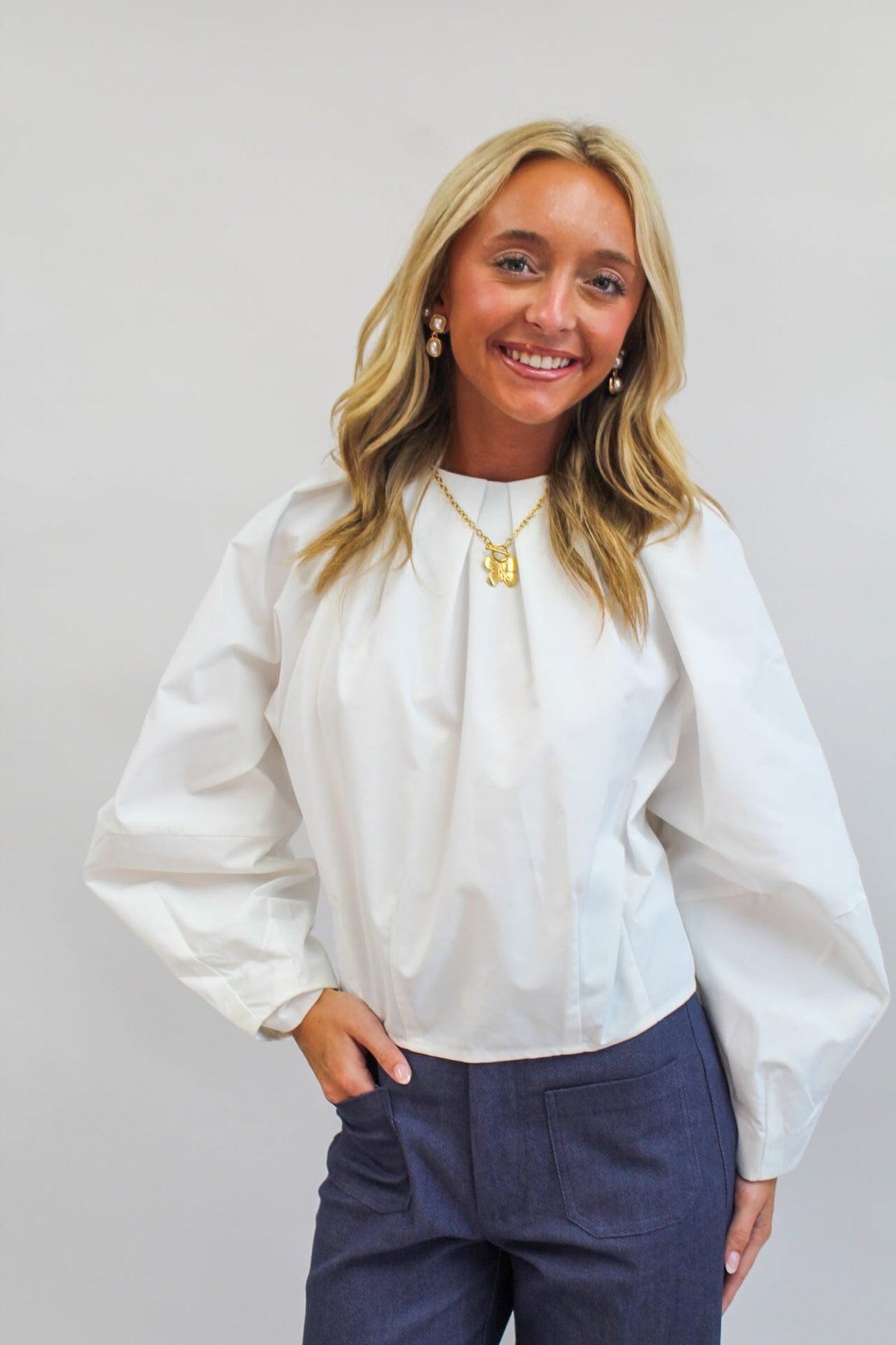 Signature Poplin Top with Round Pleated Neck