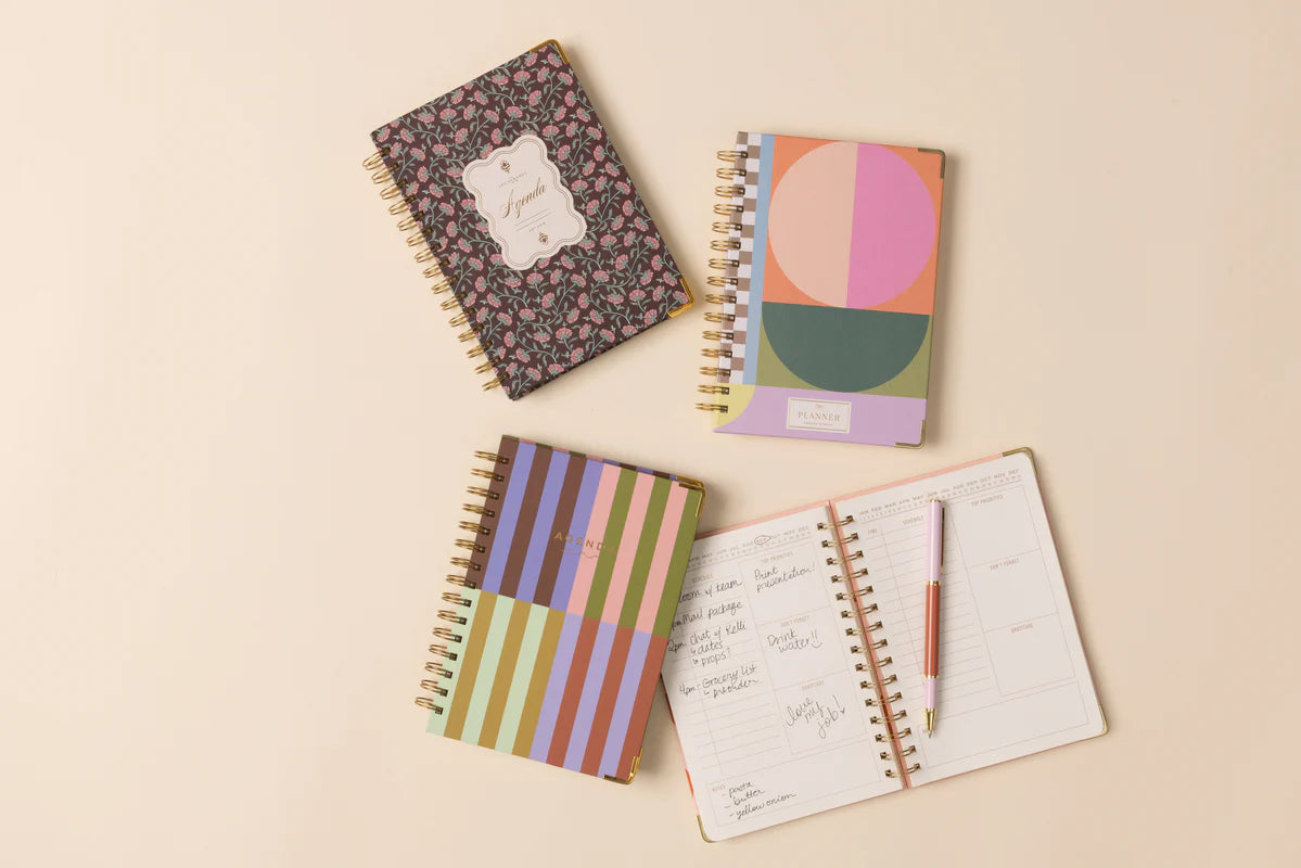 Undated 13MO Perpetual Planner - Burgundy Vintage