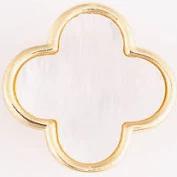 Charm Luxe Camryn Quatrefoil