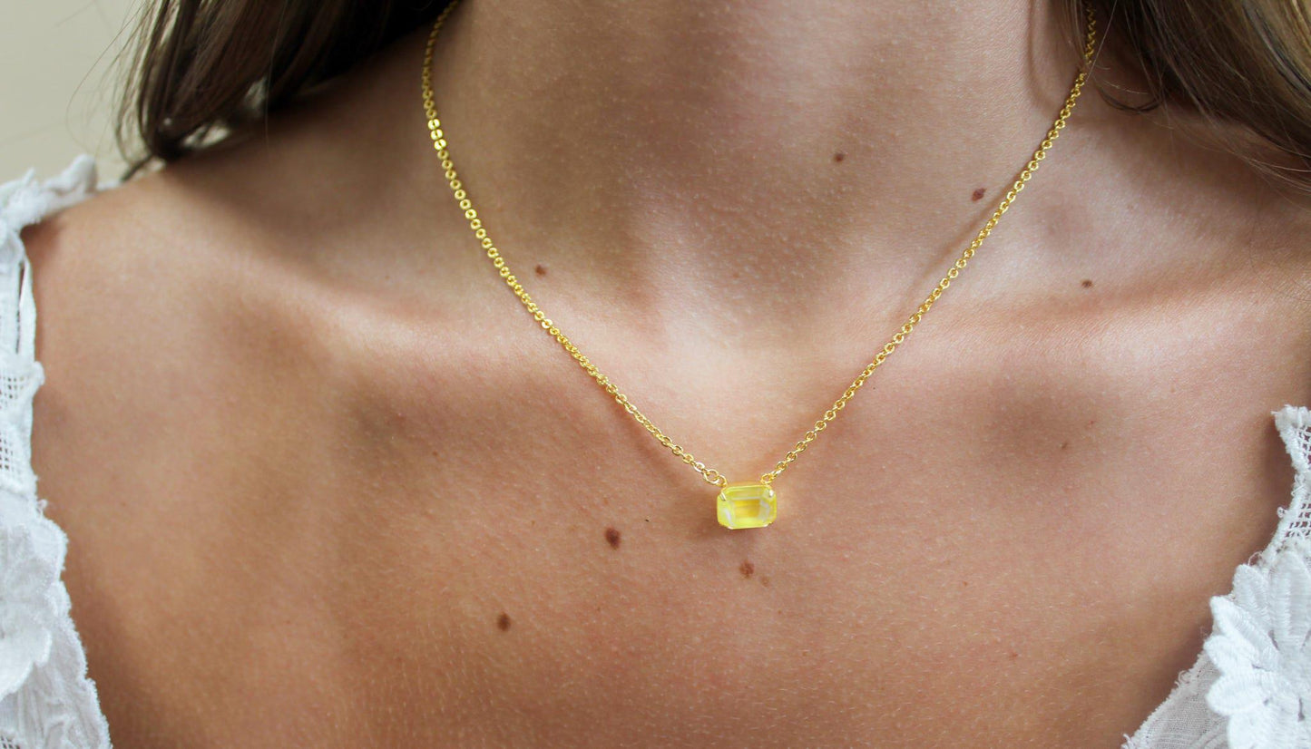 Octavia Single Pendant Necklace