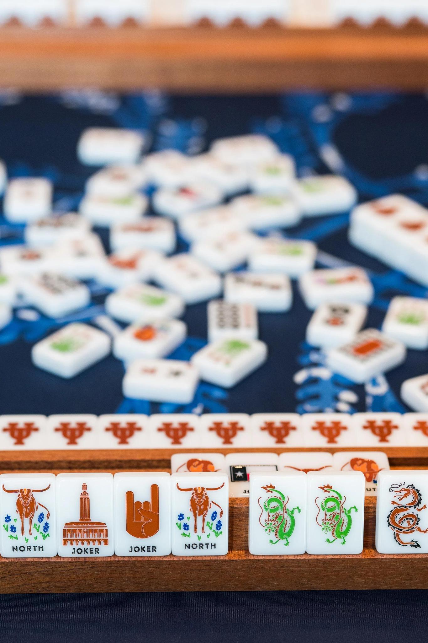 UNIVERSITY OF TEXAS® MAHJONG TILES