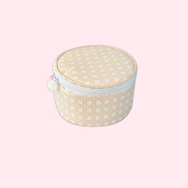 6" Champagne Bungalow Button Bag