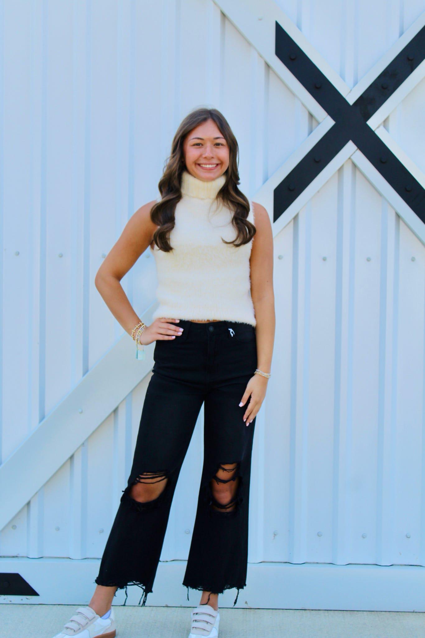 Lexie Sleeveless Turtleneck