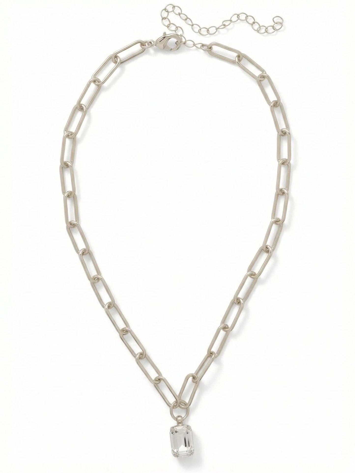 Nia Pendant Necklace