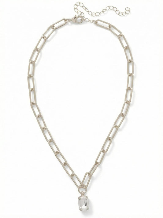 Nia Pendant Necklace