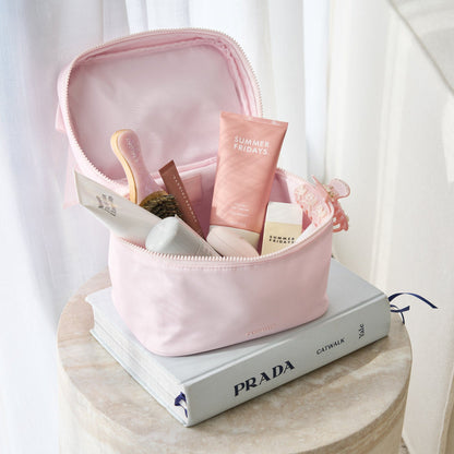 Case-Mate Train Case