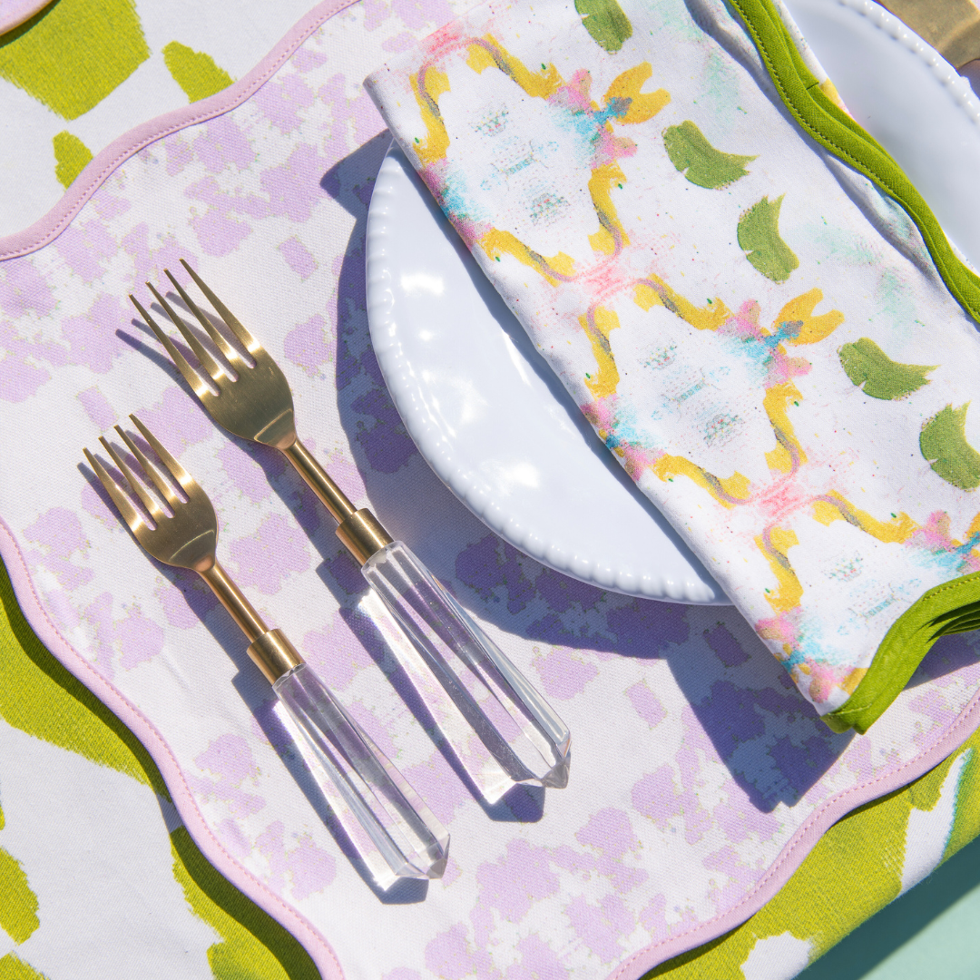 Mosaic Lavender Scalloped Placemats: One Size