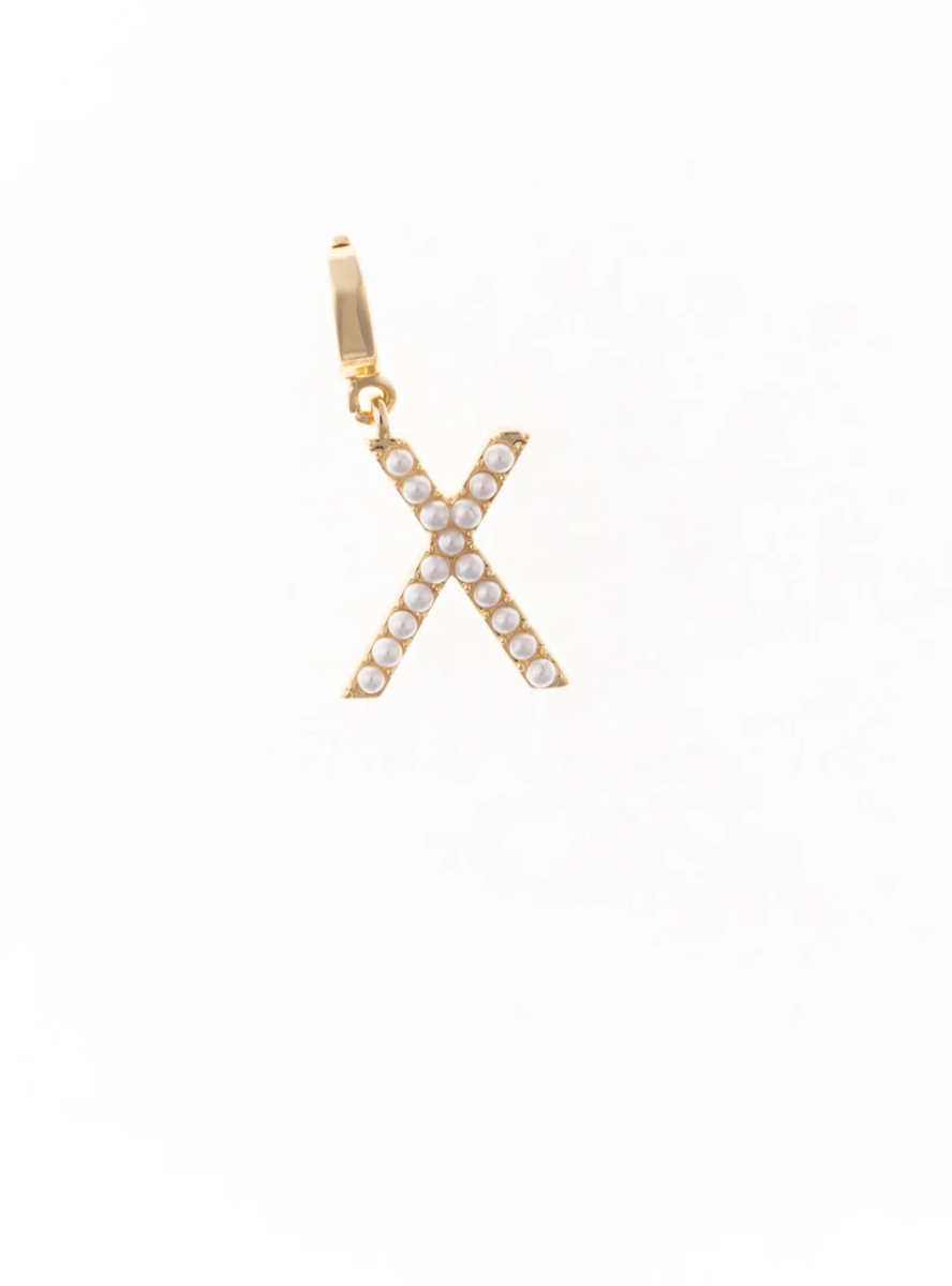 Avery Charms