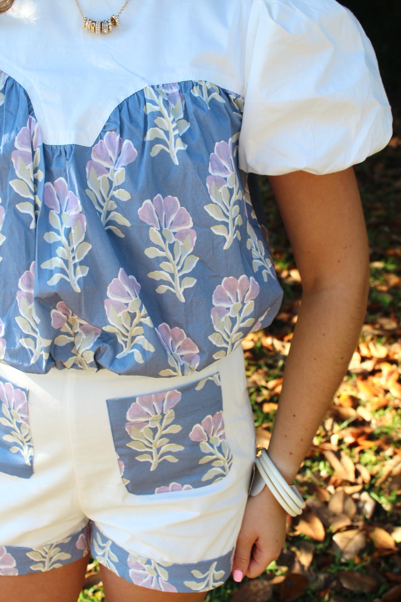 Feliz's Floral Set