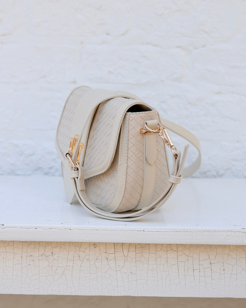 Griffin Crossbody Bag