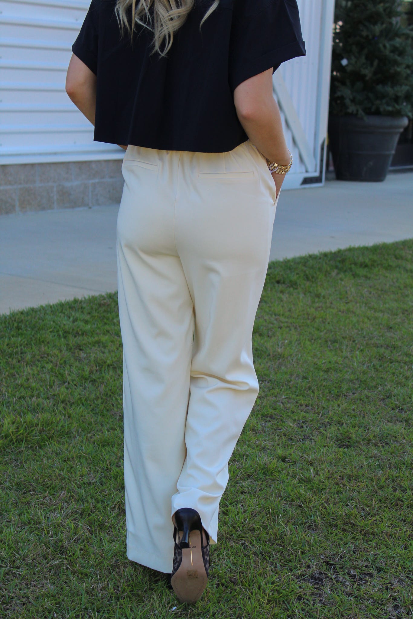 Midday Latte Pleated Pants