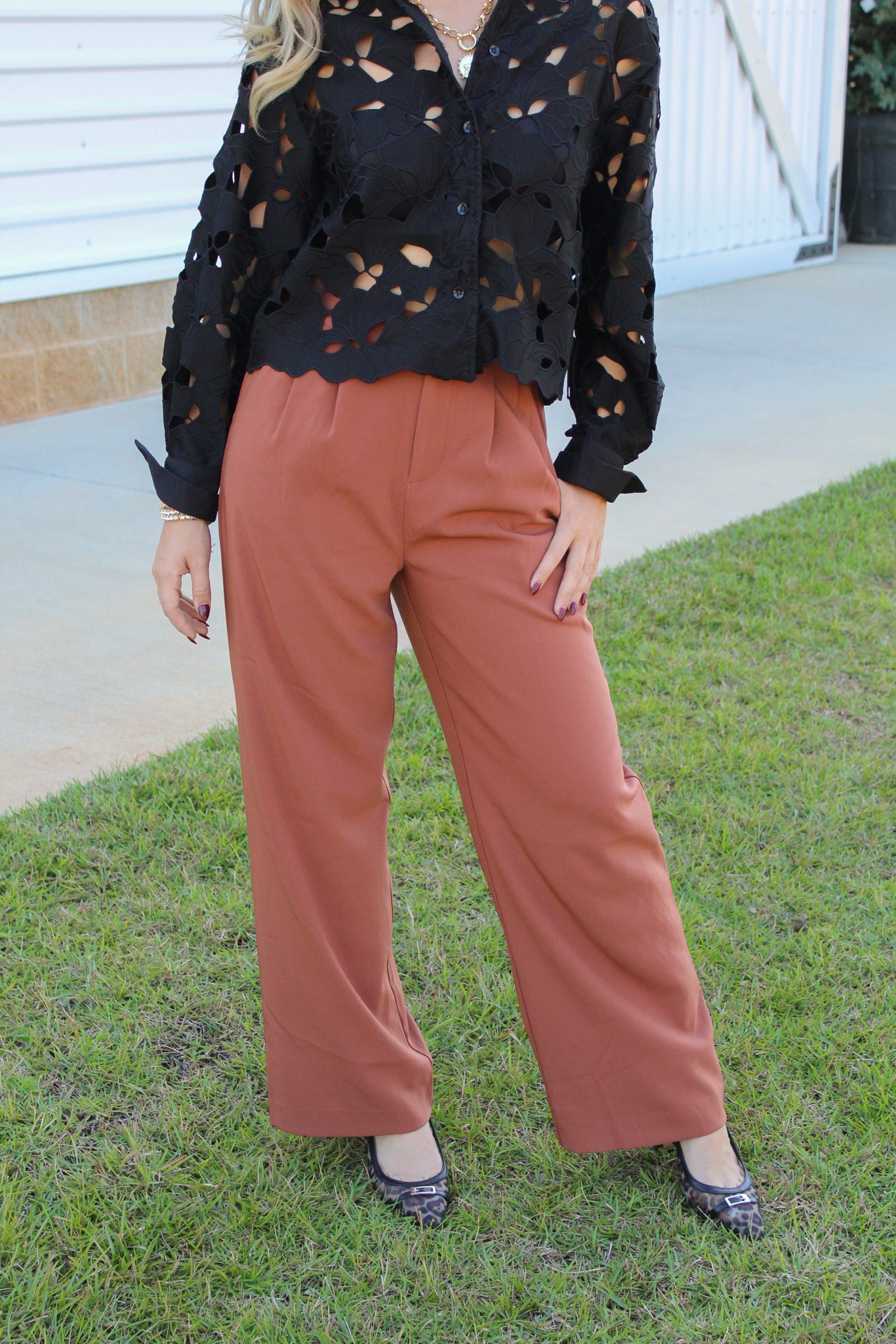 Midday Latte Pleated Pants