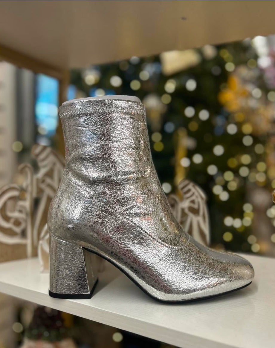 Unforgettable Metallic Booties