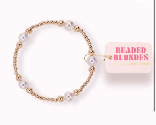 Serena Pearl Bracelet in Gold