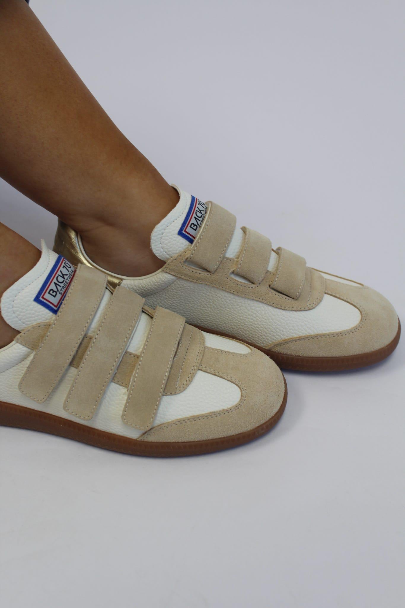 White Beige Mias