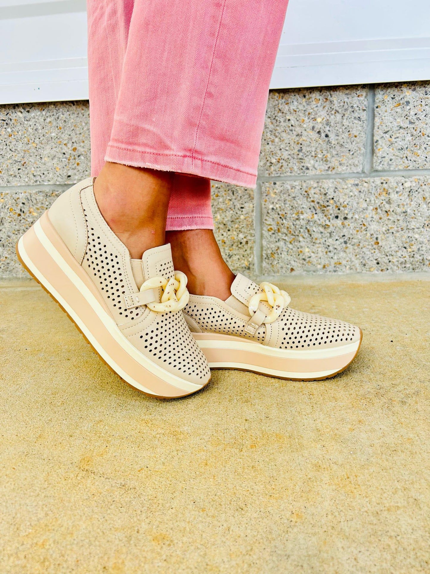 JHENEE PERFORATED SNEAKERS SHOE