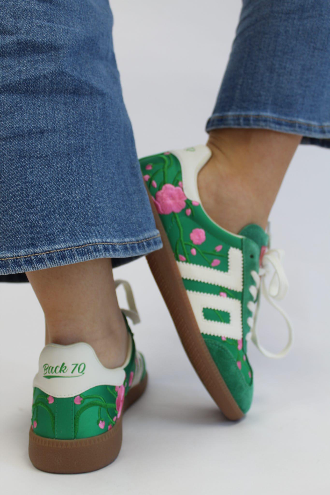 Floral Green Ghost C26