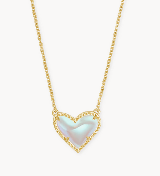 Ari Heart Gold Pendant Necklace (Short)