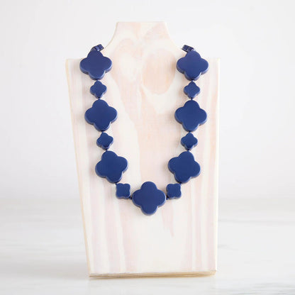 Hot Girls Pearl Clover Necklace