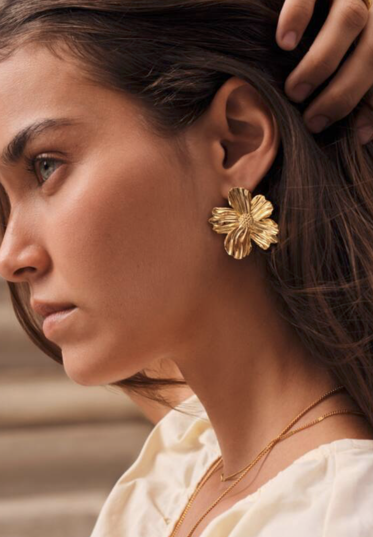 Floramour Oversized Earring (Gold)