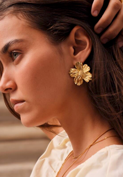 Floramour Oversized Earring (Gold)