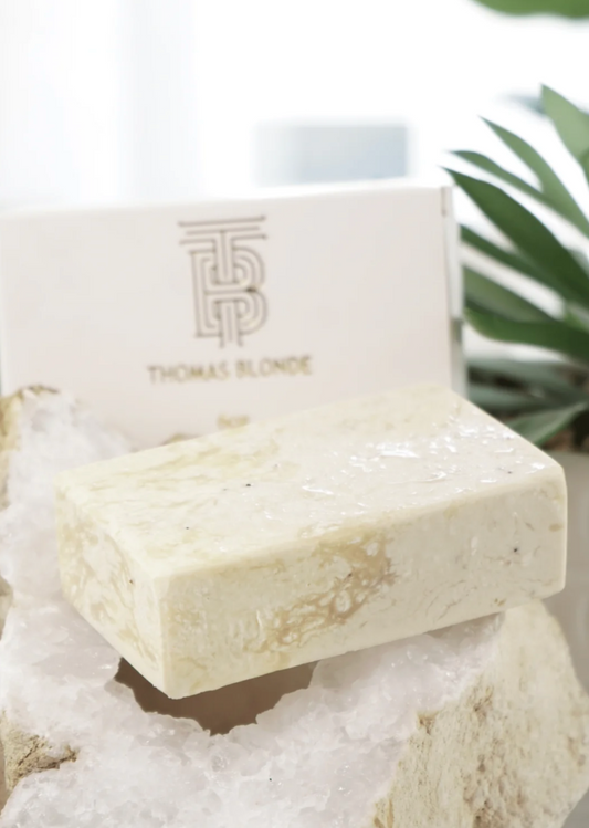 Thomas Blonde Exfoliating Moisturizing Body Bar